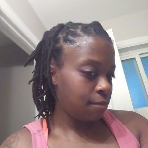 Meet your Posher, Tee-tee